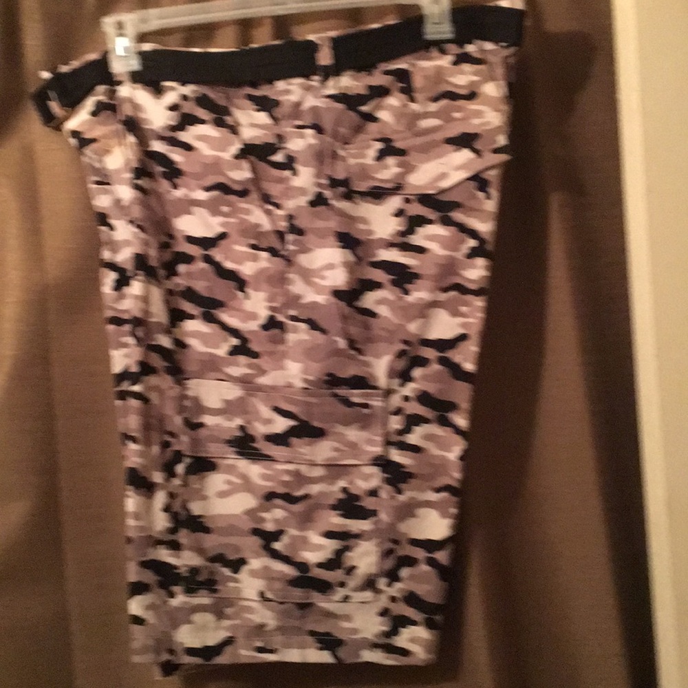 Men’s Camo shorts